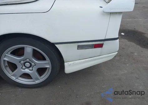 1987 Chevrolet Corvette z USA, uszkodzony, nr VIN 1G1YY3185H5125214